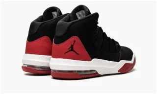 Zapatillas Jordan Max Aura Negras y Rojas