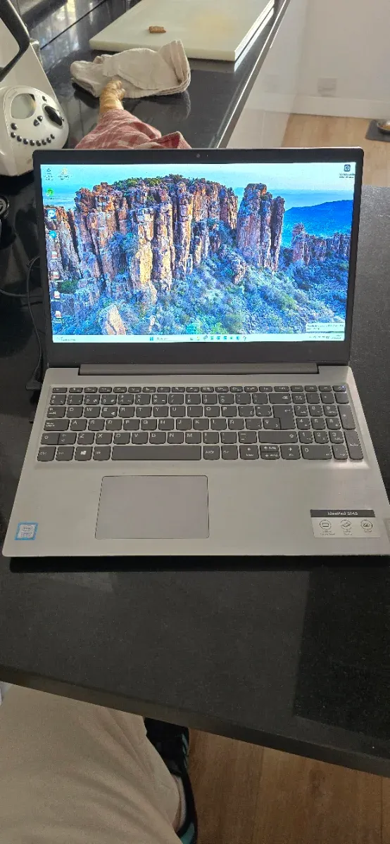 Portátil Lenovo IdeaPad S145