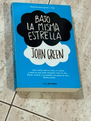 Bajo La Misma Estrella