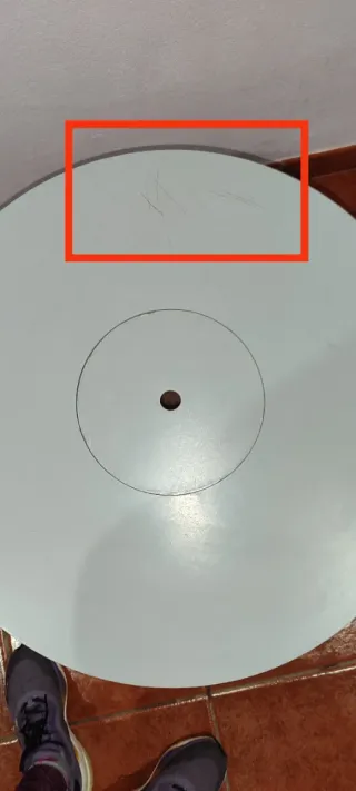 Mesa infantil con 2 sillas