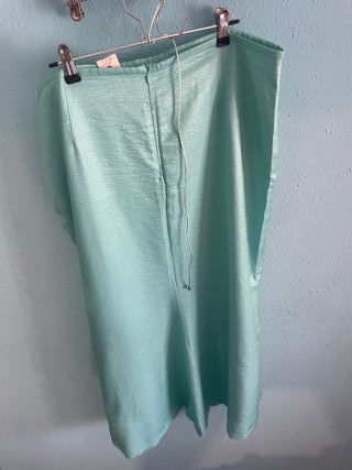 Conjunto elegante NUEVO con reflejos metalizados