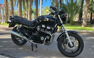 Honda CB 750 Seven Fifty