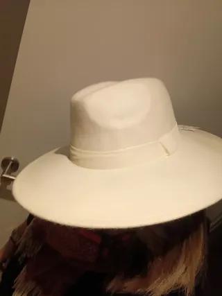 Sombrero Edición Limitada Paula Echevarría Blanco