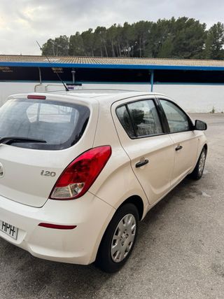 Hyundai i20 2013