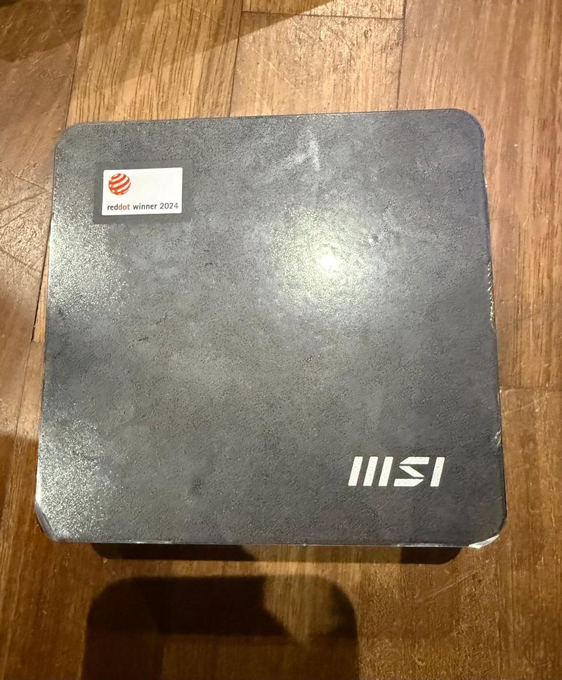Mini PC MSI Intel Core Ultra 5 16GB DDR5 SSD 512