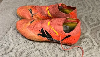 Scarpe da calcio Puma arancioni/rosa taglia 43