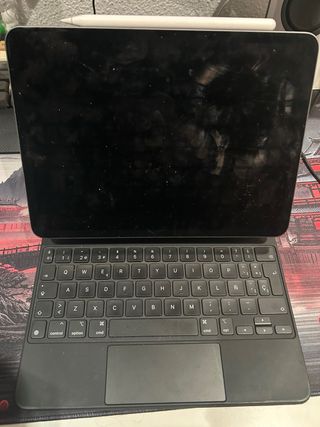 iPad Pro 11 2ª Gen + Funda Teclado + Pencil