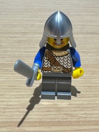 Minifigura LEGO Cavaliere Corona