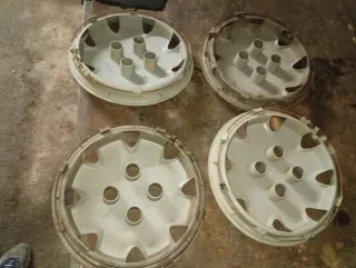 Tapacubos Renault 13 Originales (4 unidades)