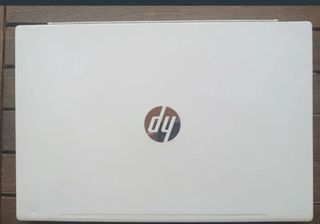 Ordenador portátil HP Pavilion Ryzen5 512GB Plata