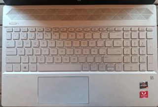 Ordenador portátil HP Pavilion Ryzen5 512GB Plata