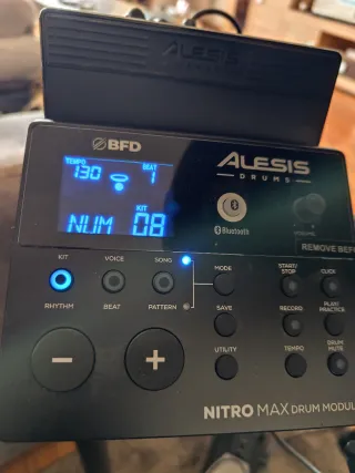 Batería Electrónica Alesis Max Kit