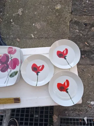 Set  6 piatti quadrati decorati fiori ne regalo 3