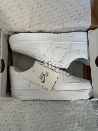Nike Air Force 1 '07 Talla 44