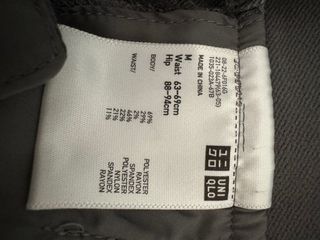 Pantalones de rayas grises para mujer