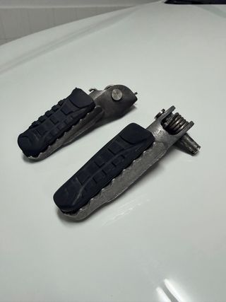 Estriberas piloto BMW R1250GS