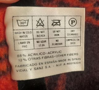 Manta Vidal y Sanz, no pesa, fabricada en España