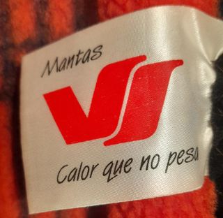 Manta Vidal y Sanz, no pesa, fabricada en España