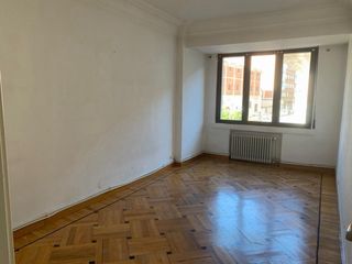 Piso de 135 metros zona Plaza Vega Burgos