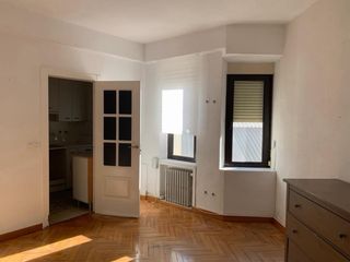 Piso de 135 metros zona Plaza Vega Burgos