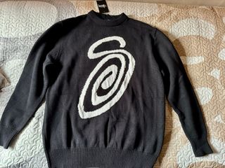 Jersey Stüssy Negro Logo Blanco Talla M