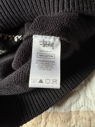 Jersey Stüssy Negro Logo Blanco Talla M