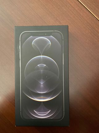 iPhone 16 Pro 128 GB e iPhone 12 Pro 128 GB