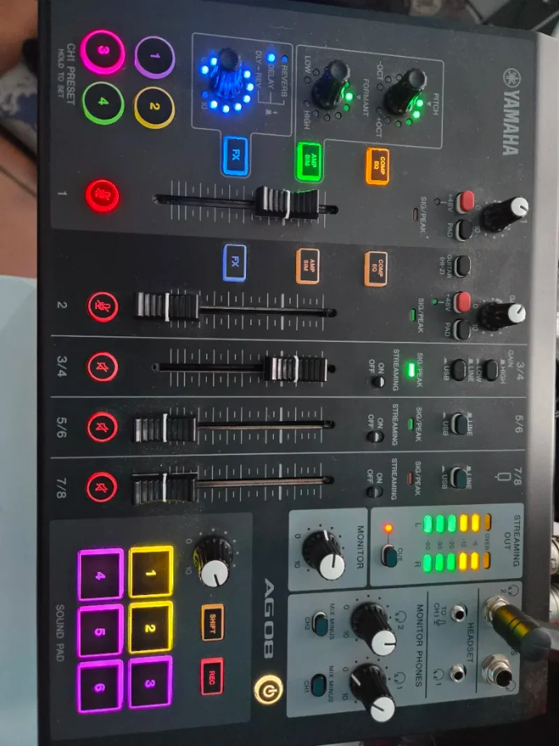 Yamaha AG08 Mesa de Mezclas afbeelding 2