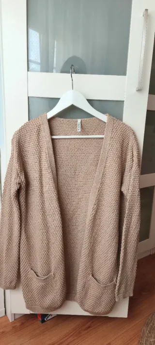 Cárdigan beige talla S