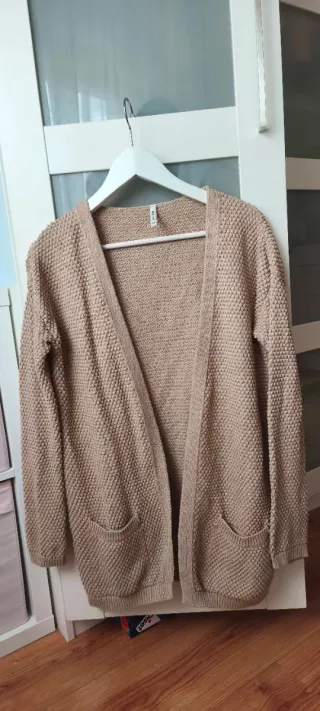 Cárdigan beige talla S