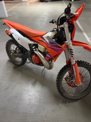 KTM 250 TBI Enduro 2024 Naranja