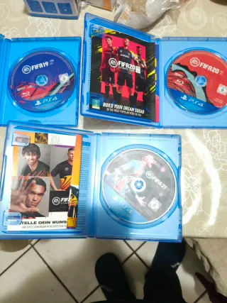 FC 24, FC 25, FC Mobile PS4+5 Cofanetti