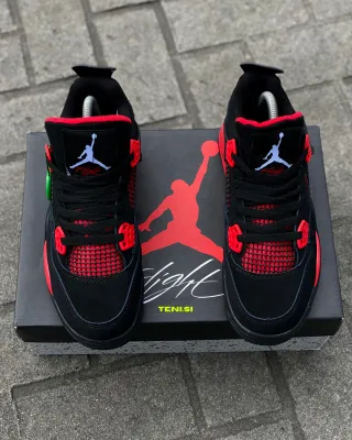 Jordan 4 Negro Rojo