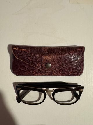 Gafas de vista vintage con estuche