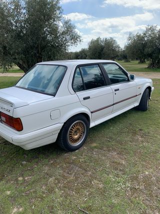 BMW E30 325IX