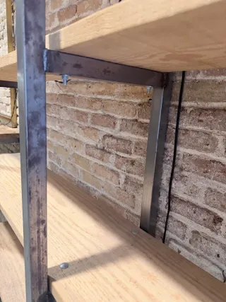 Estantería Industrial Madera y Metal