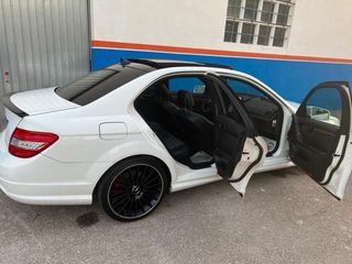 Mercedes-Benz Clase C 2011