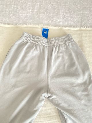 Pantalón chándal Adidas azul claro Talla 40