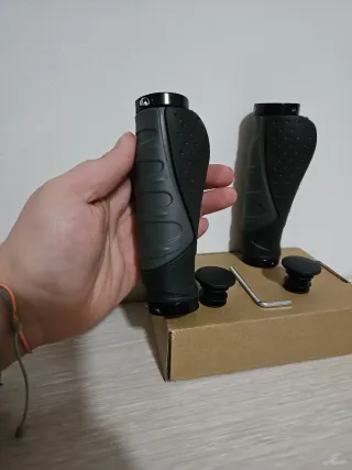 Puños de manillar ASTRO