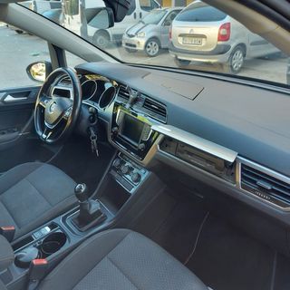 Volkswagen Touran 2016