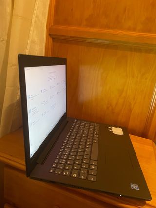 Lenovo IdeaPad 320-15IAP Negro