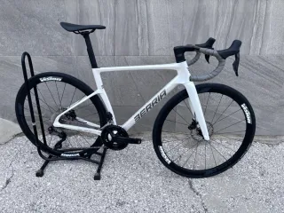 Berria Belador 53 105 Di2