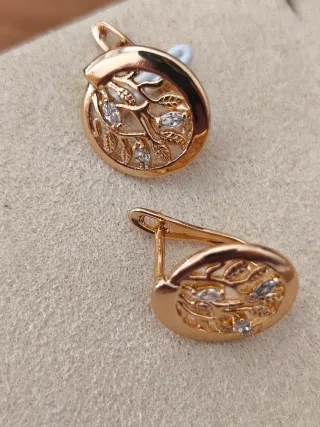 Pendientes Chapados Oro 18k con Circonitas