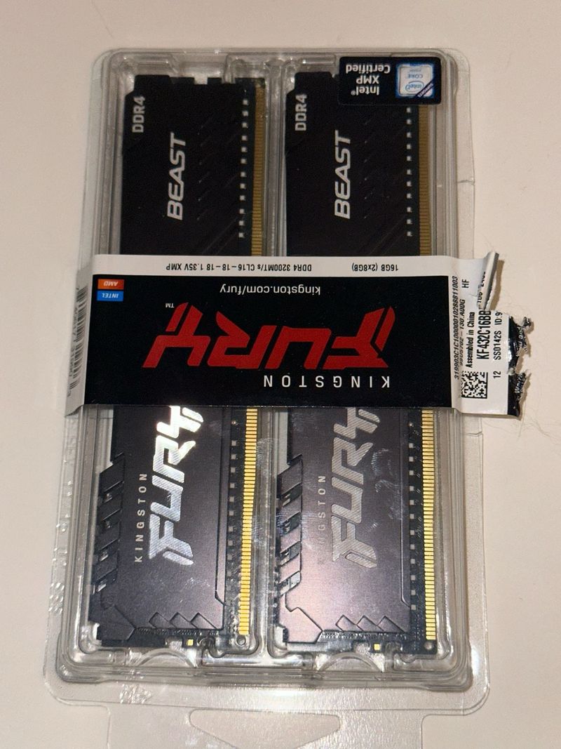 Kingston Fury DDR4 3200MHz 16GB (2x8GB)