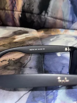 Occhiali da sole Ray-Ban neri opachi 54mm