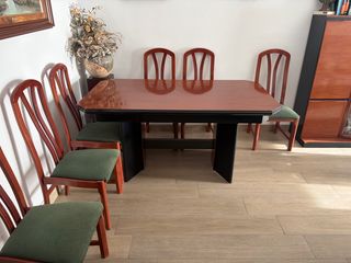 Mueble de comedor completo madera y cristal