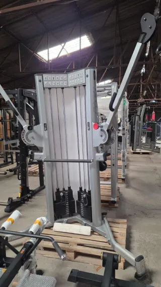Máquina Cruce de Poleas Gimnasio