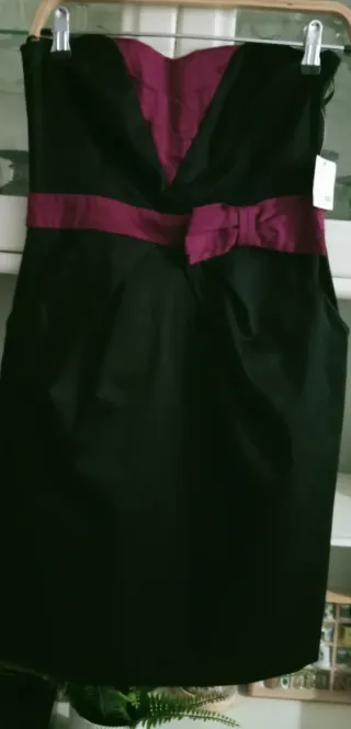 Vestido con etiqueta palabra de honor TS