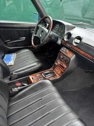 Mercedes-Benz w123 1985