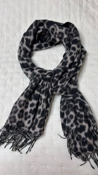 Bufanda animal print muy suave